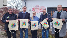 Haus Rotbach nimmt am Karnevalszug in Lechenich teil Unterstützung durch den Förderverein Erftstädter Karneval e.V. 